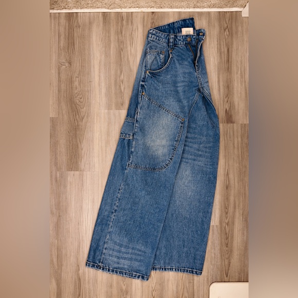 BDG High Rise Bella Baggy Carpenter Pants - Medium Blue Wash - Picture 5 of 5